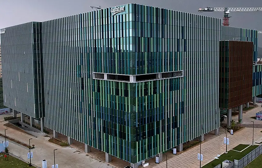 Atrium Place（グルグラム）／International Tech Park Chennnai, Radial Road（チェンナイ）