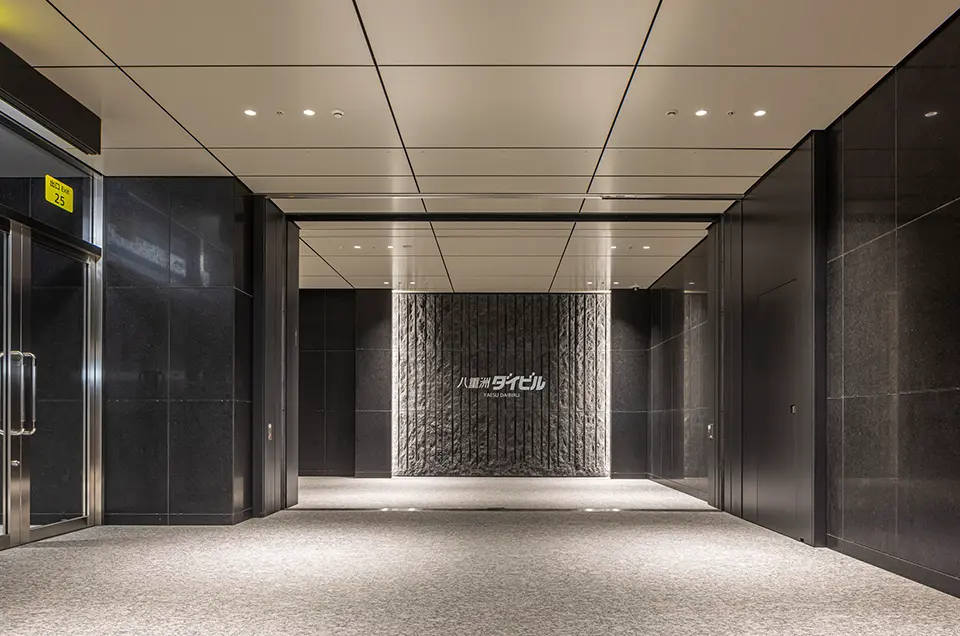 Entrance hall on the 1st floor of the basement